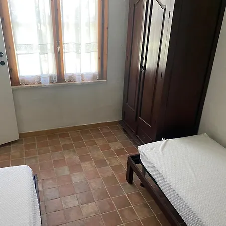 Con Grande Giardino Vicino Di Campus *